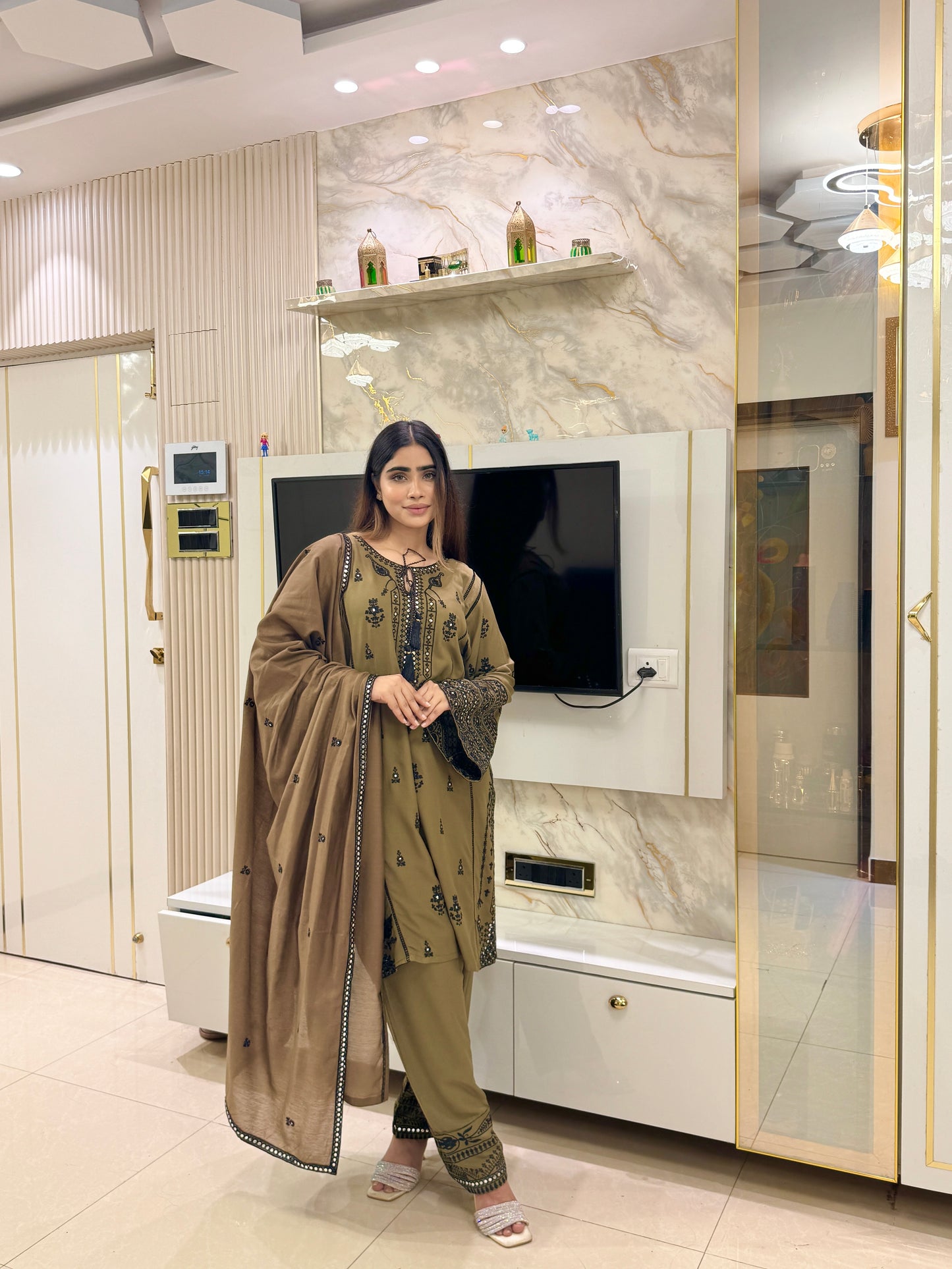 INAYA CO-ORD SET WITH DUPPATA