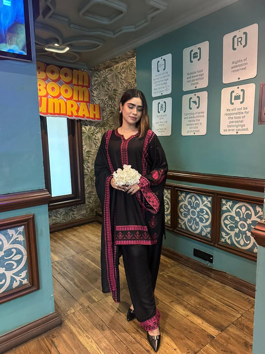 LUNA THREAD CO-ORD SET WITH DUPPATA