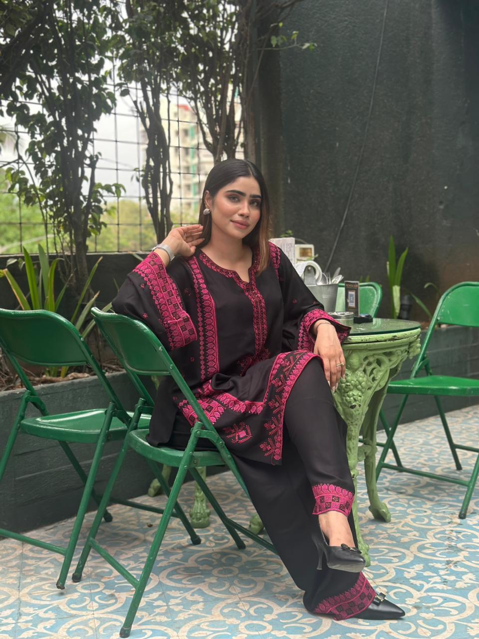 LUNA THREAD CO-ORD SET WITH DUPPATA