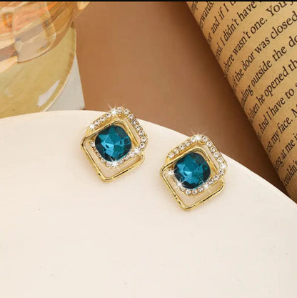 Blue crystal white diamond earnings