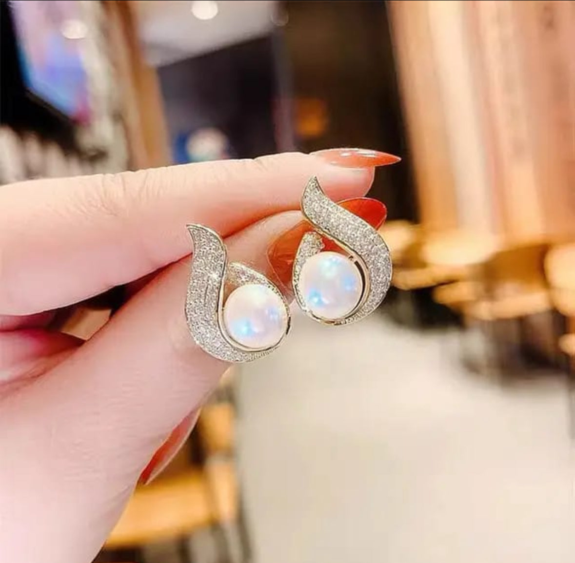 Pearal crystal round shape earning