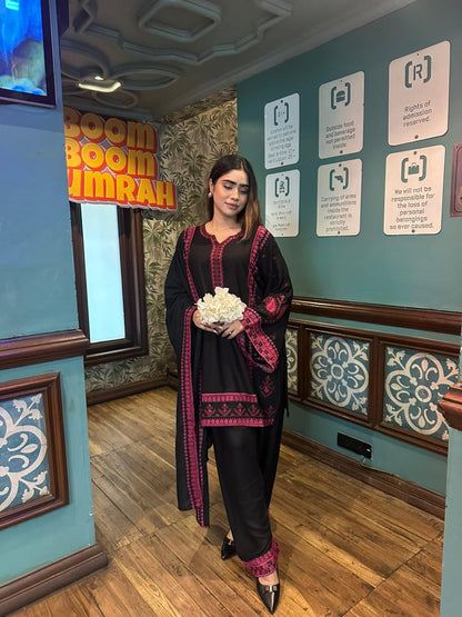 LUNA THREAD CO-ORD SET WITH DUPPATA