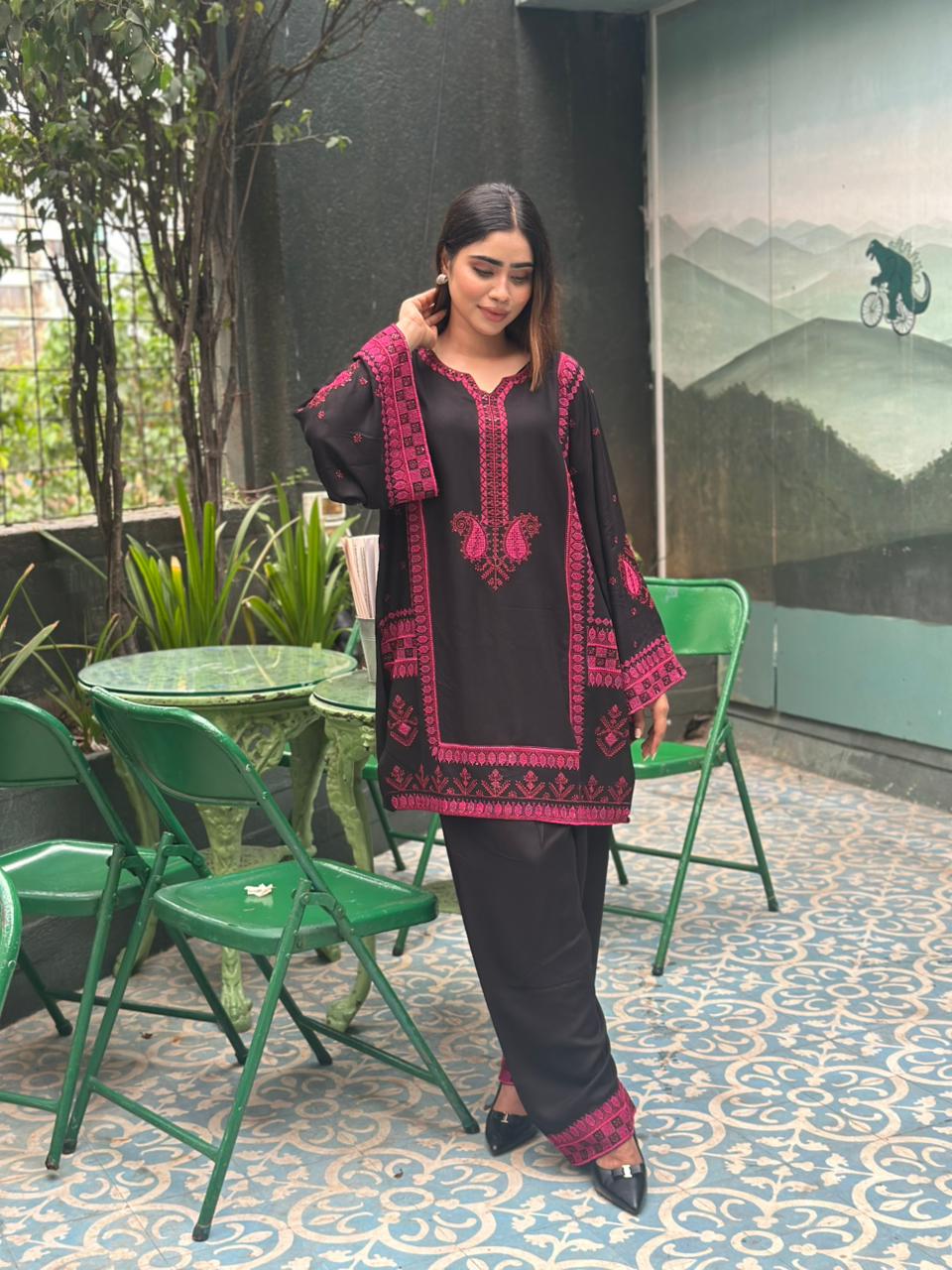 LUNA THREAD CO-ORD SET WITH DUPPATA