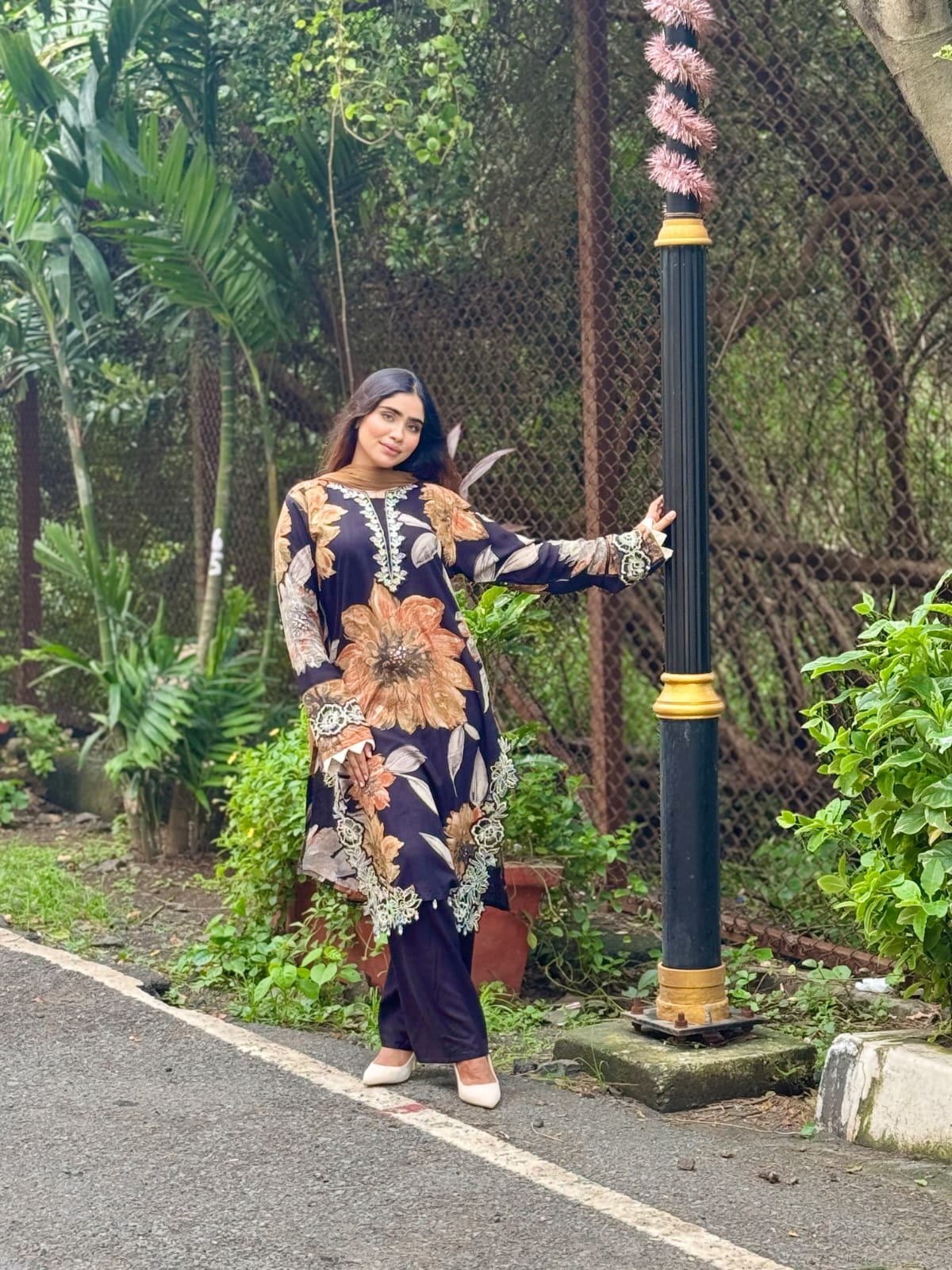 FLORAL PRINT